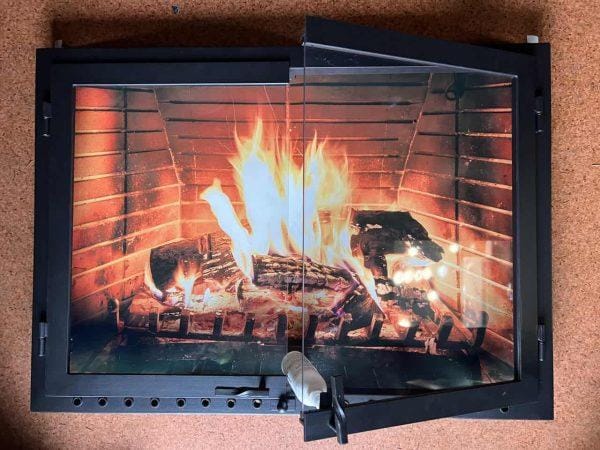 Дверки с огнеупорным стеклом для каминов и печей